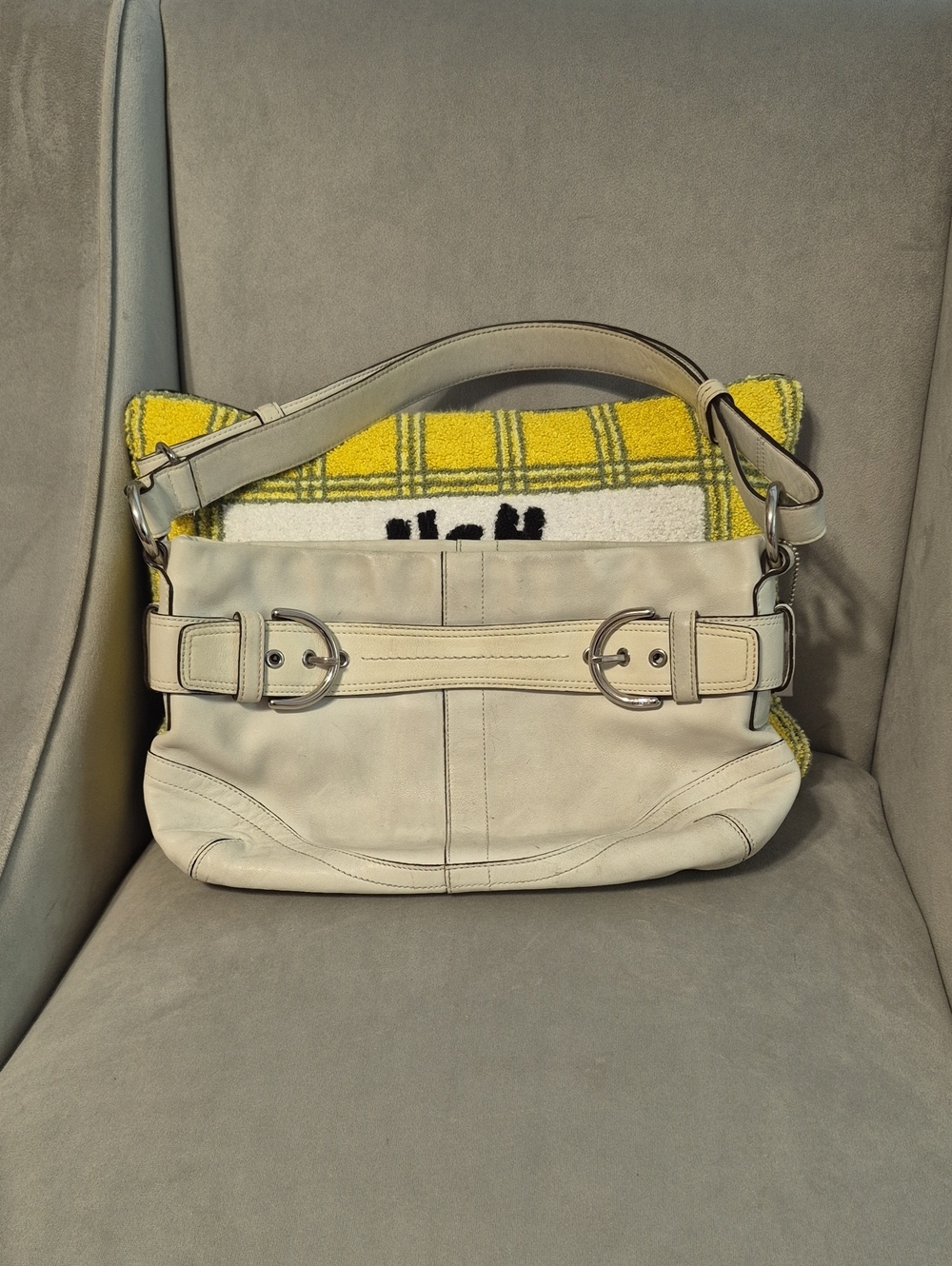 COACH Vintage Classic White Leather Hobo Bag with Buckle Detail